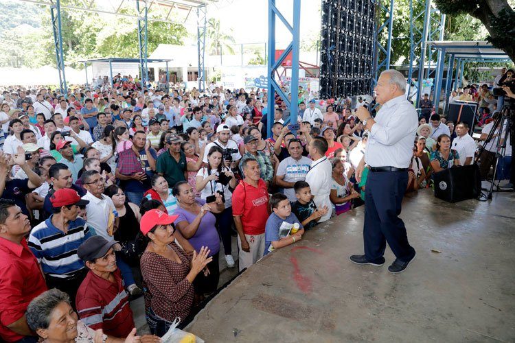 Residentes de San Julián se beneficiaron con Festival del Buen Vivir