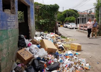 Juzgado Ambiental da 48 horas a alcaldía de Santa Tecla para que recoja la basura