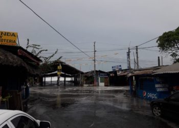 Encuentran ahogado a turista que fue arrastrado ayer por una ola en la playa El Majahual