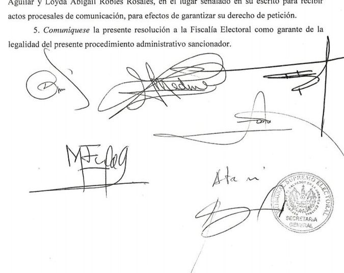 TSE le ordena a la Telecorporación Salvadoreña suspender la transmisión de spots de Carlos Calleja