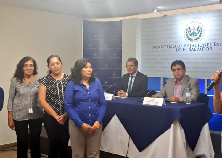 Varios becados se quedarán en Taiwán y Gobierno los seguirá apoyando, asegura Cancillería