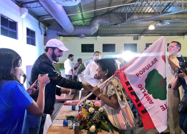 Bukele sella alianza con Frente Amplio Popular (FAP)