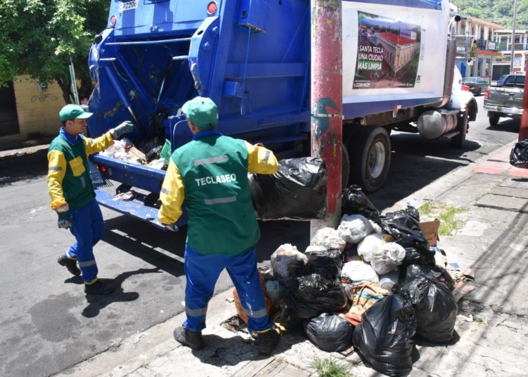 Alcaldía de Santa Tecla asegura ya recogió el 85% de basura