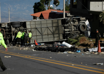 Accidente de tránsito deja 24 muertos en Ecuador