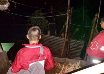 Derrumbe por tormenta pone en riesgo viviendas en Tepecoyo