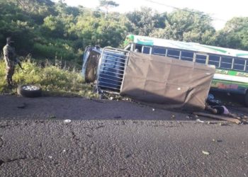 Un muerto y varios heridos deja accidente de tránsito en Sonsonate