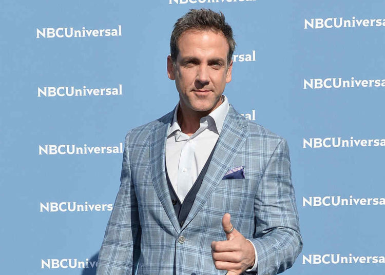 (VIDEO) El actor Carlos Ponce asegura ver el rostro de Cristo en una calle donde filmaba una película