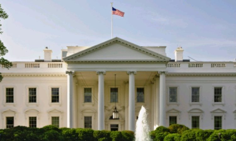 Casa Blanca reevaluará la relación con El Salvador a partir de establecimiento de relaciones con China