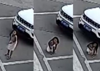 VIDEO: Una niña se agacha para atarse los cordones y un auto le pasa por encima