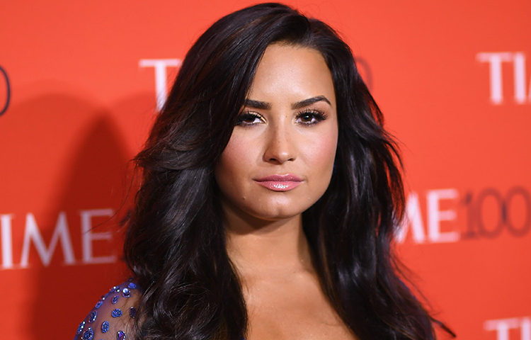 Hoy cumple años Demi Lovato y permanece dentro de una clínica de desintoxicación