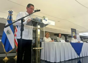 Fiscal Douglas Meléndez destaca combate al crimen organizado durante reinauguración de oficinas de la FGR en Sonsonante
