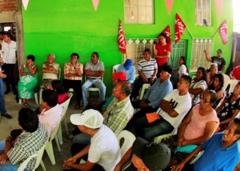 Hugo Martínez de gira en los departamentos de La Paz y San Vicente
