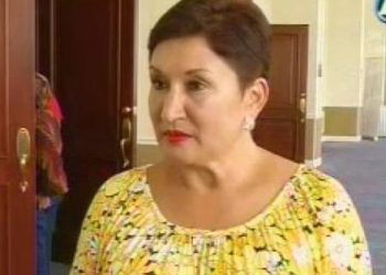 Thelma Aldana toma como base El Salvador para planear su candidatura presidencial