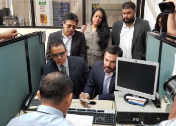 De “hipocresía política” califican denuncia de ARENA contra Saca