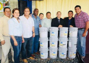 Diputado arenero se solidariza con iglesias cristianas de San Salvador