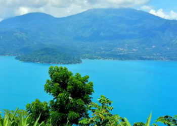 FOTOS: Lago de Coatepeque cambia de nuevo a color turquesa