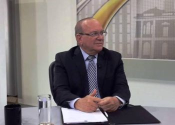 Expresidente del BCR dice que la corrupción fue frecuente en gobiernos del partido ARENA