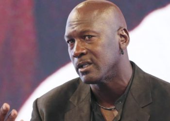 Michael Jordan se sitúa entre los hombres más ricos del mundo