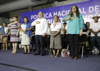 Sánchez Cerén lanza Política Nacional de Salud para Pueblos Indígenas