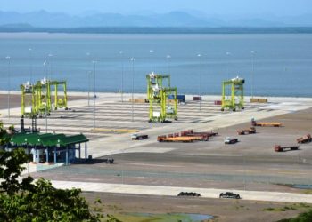 Calificadora de riesgo Moody´s prevé efectos positivos con China