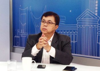 Roberto Lorenzana sobre el caso del expresidente Saca: “El fiscal general no ha actuado correctamente”