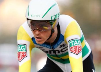 Australiano lidera Vuelta ciclística a España