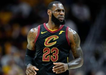 Lebron James: El Laker debuta en Portland