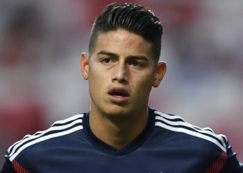 Un titular de la prensa inglesa ofende a James y a Colombia