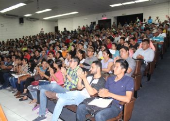 Benefician a hijos de veteranos de guerra con programa de becas