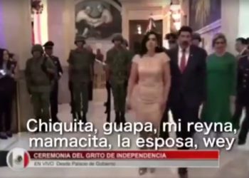 VIDEO: Dejan micrófono abierto en transmisión del grito de Independencia en México