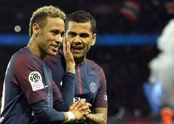 El polémico consejo de Dani Alves a Neymar para que sea el mejor del mundo