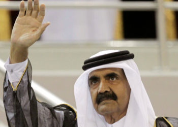 Un jeque árabe devuelve la hospitalidad a mujer que le abrió su baño hace 21 años