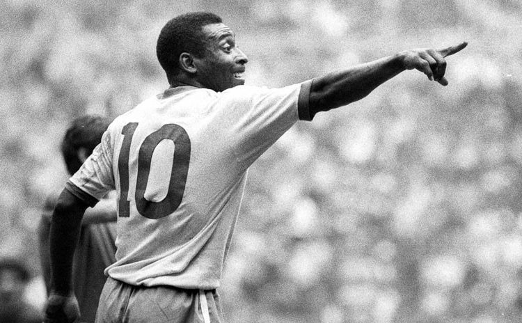 Pelé enciende los ánimos de los hinchas argentinos con un tuit