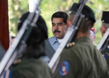 EE.UU. se reunió con militares venezolanos que planeaban golpe de estado contra Nicolás Maduro