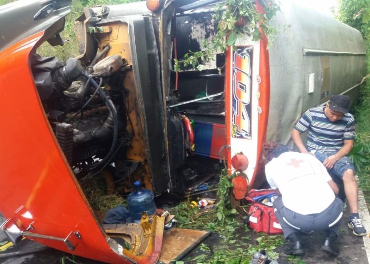 Nueve personas lesionadas deja accidente de tránsito en Comasagua