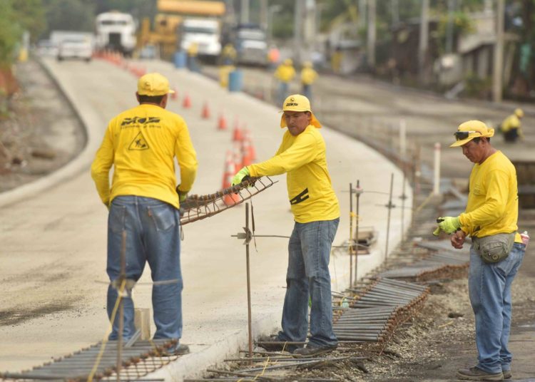 Esta tarde será restringido el paso de vehículos en carretera al Puerto de La Libertad