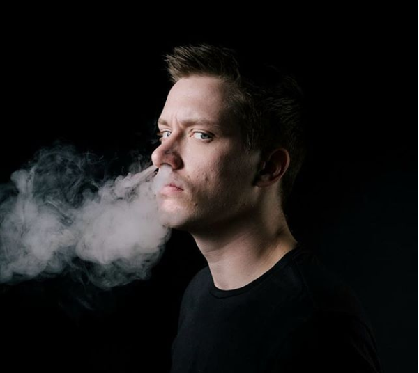 El hombre que necesitó 20 minutos para romper 4,300 relaciones y causar 17 divorcios