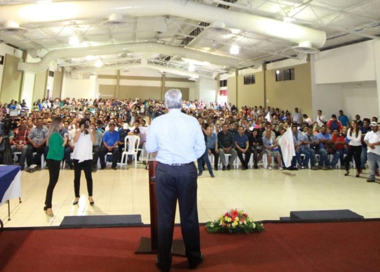 Proponen seguro de desempleo para trabajadores salvadoreños