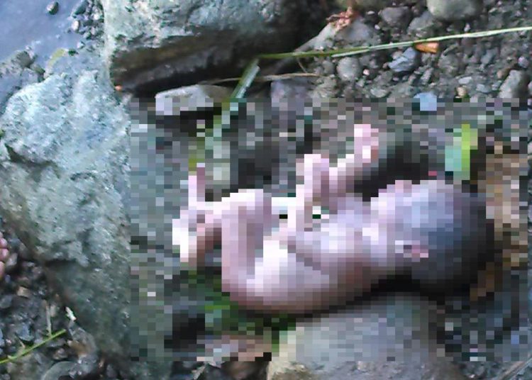 Encuentran cuerpo de recién nacido en río de Sonsonate