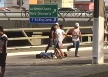 Salvaje pelea de aficionados en Brasil: agreden y le roban a un hombre inconsciente