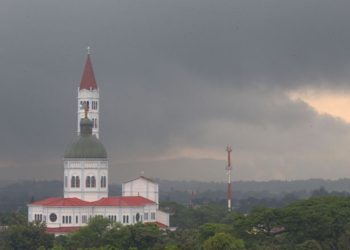 Medio Ambiente pronostica abundante nubosidad y chubascos dispersos para este miércoles
