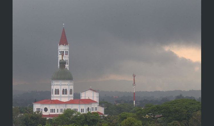 Medio Ambiente pronostica abundante nubosidad y chubascos dispersos para este miércoles