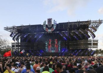 Alcaldía prohíbe popular festival de música electrónica del centro de Miami