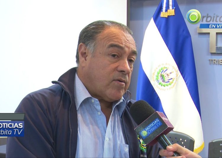 Francisco Merino pide que misión de diputados ya no viaje a canonización de Monseñor Romero