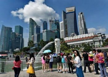 Singapur repartirá entre sus ciudadanos medio billón de dólares