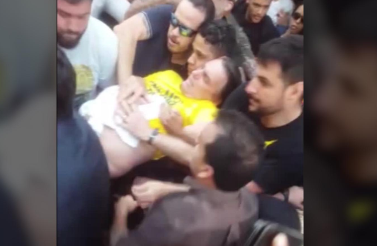 (IMÁGENES FUERTES) Candidato presidencial de Brasil es apuñalado en un acto de campaña