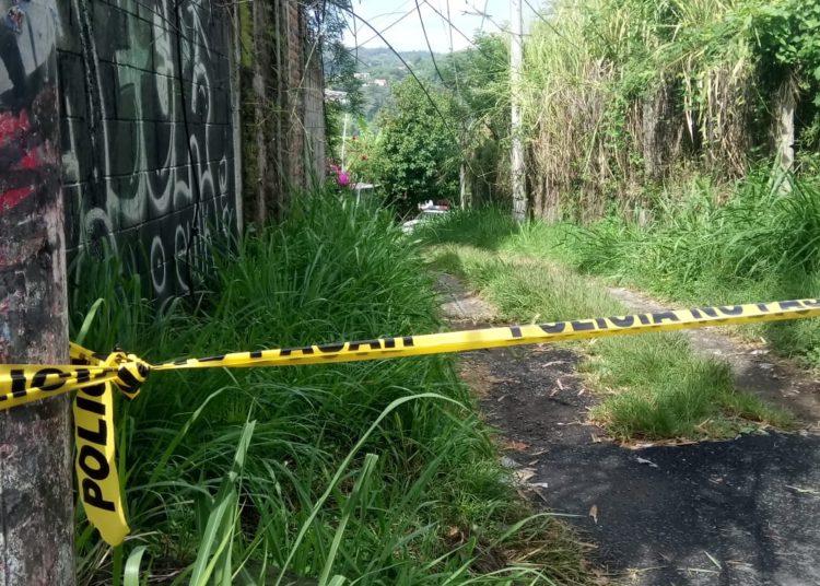 Encuentran cadáver calcinado en carretera a Los Planes