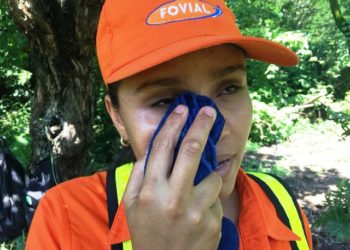 Desconocidos atacan a empleada del FOVIAL