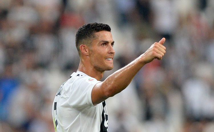 VIDEO: Cristiano Ronaldo muestra su apoyo a un niño futbolista que sufrió un paro cardiaco