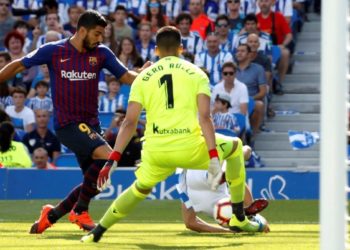 El Barça sale vivo de Anoeta